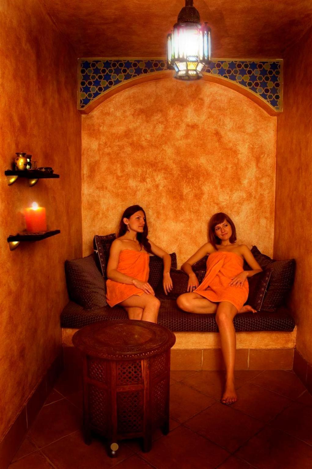 Palac Nieznanice Zabytek Goscinny Ze Spa Εξωτερικό φωτογραφία